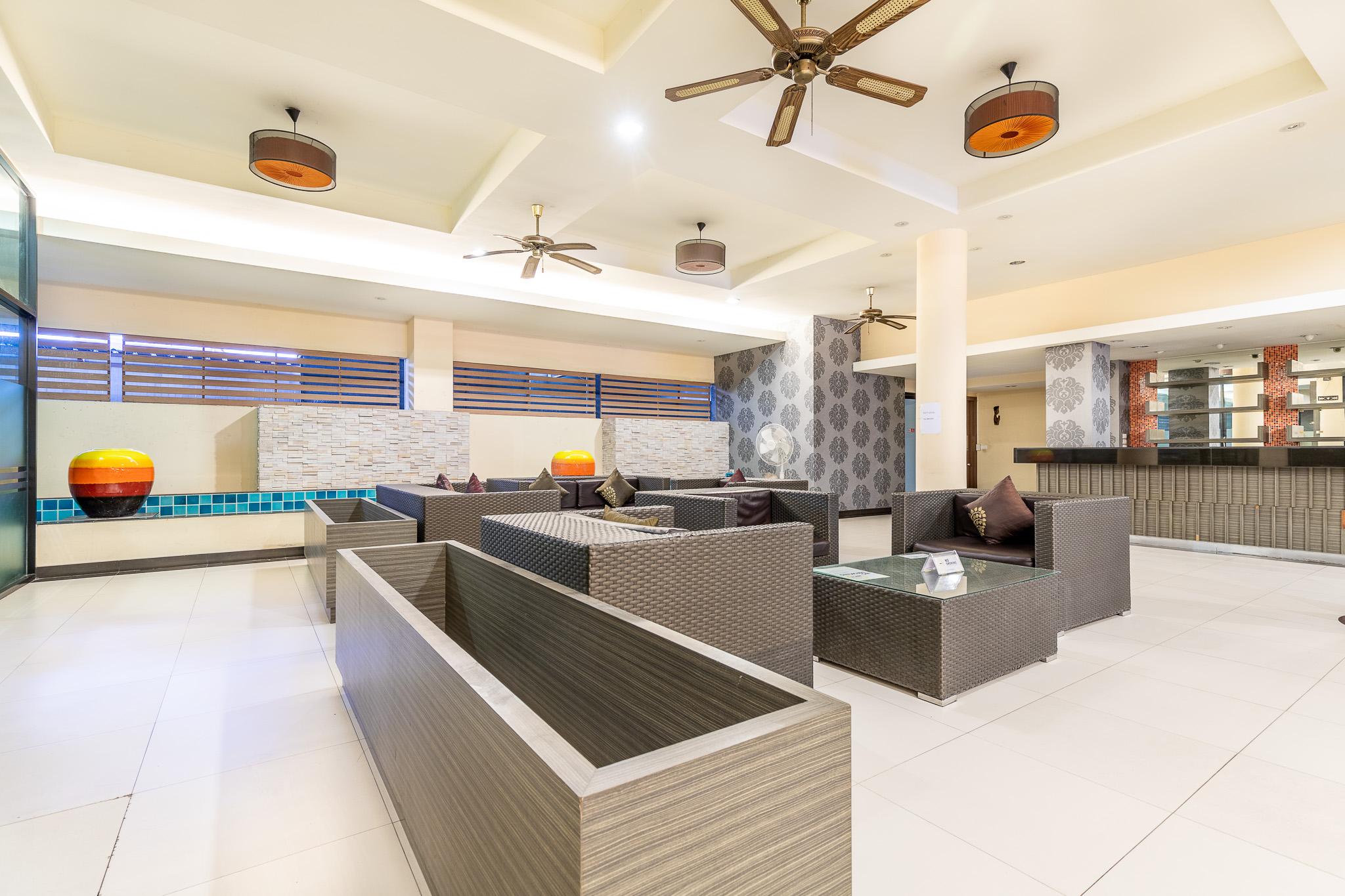 Eastiny Place Hotel Pattaya Exterior foto