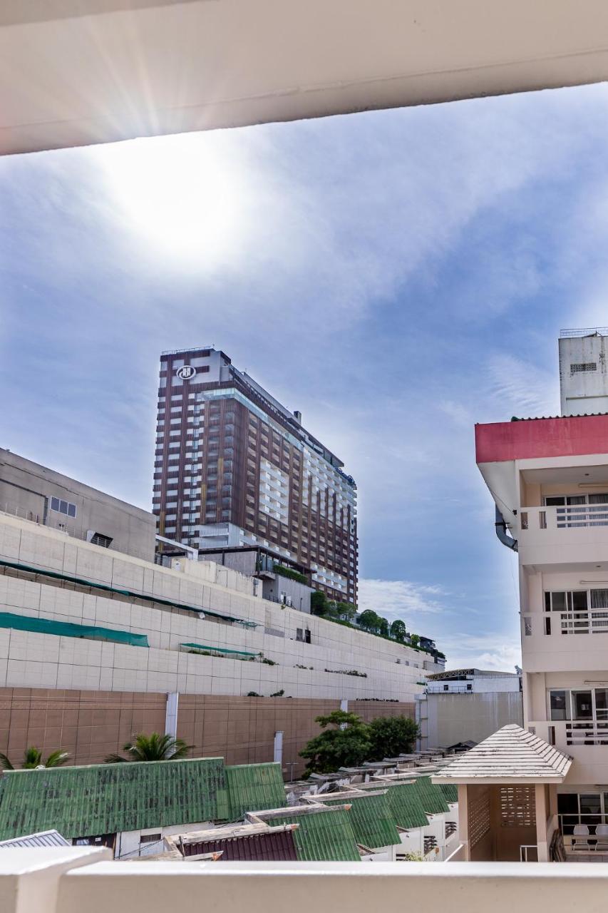 Eastiny Place Hotel Pattaya Exterior foto